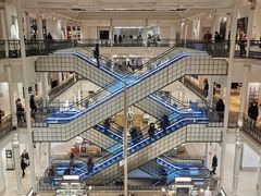 -乐蓬马歇百货公司(Rive Gauche)