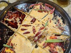 -正南齊北重庆老火锅(光华村直营店)