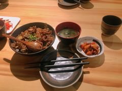 炙烤香辣肥牛丼-本格丼·炭火烤肉饭(大悦路成都大悦城店)