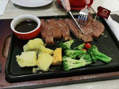 -必胜客(证大大拇指店)