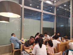 -德克士(虹桥火车站店)