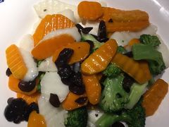-十二饭点·川菜(北站圆融店)