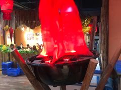 -老滇山寨•云南特色菜•地方菜•民族风情歌舞表演(金碧店)