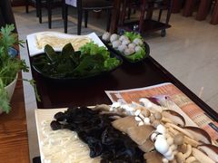 -八宝牛潮汕鲜牛肉火锅(净月店)