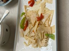 -蔼若春.传承三十年云南菜(金碧公园店)