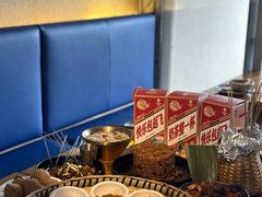 -包整·丝娃娃(一览甲秀楼风景店)