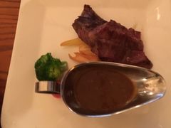 华尔街之牛-绿茵阁(体育西分店)