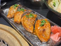 -山川小町·极番烧肉(新地假日广场店)