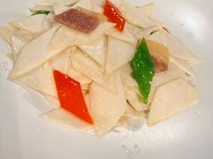 -泓0871臻选云南菜·味庄