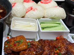 大块肉配土馒头-老馆子·建德菜·山肴鱼鲜(海威新界店)