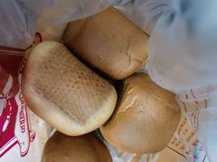 -白玉兰食品甜凤店(合生汇店)
