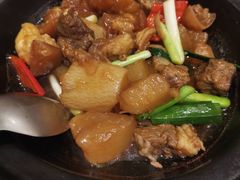 西关风情牛腩煲-广东胜利宾馆西关粤中餐厅