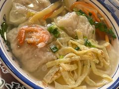 -长人馄饨铺(解放街店)