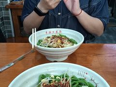 -手擀菠菜面(西康路店)