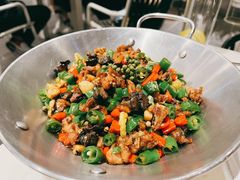 -渔语鱼新川菜Bistro(万象天地店)