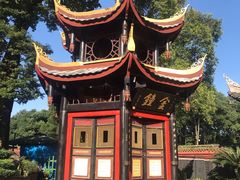 -峨眉山报国寺