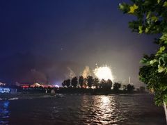 -百里峡七彩艺术小镇