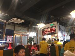 大堂-三个渔夫·蒸汽海鲜(五大道店)