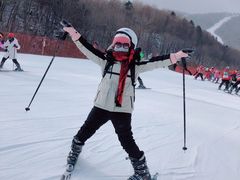 -亚布力新体委滑雪场