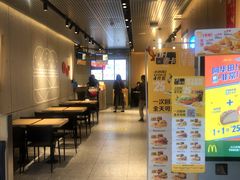 -麦当劳(徐汇漕溪北路百脑汇店)