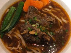 -康师傅私房牛肉面(马泉营奥莱店)