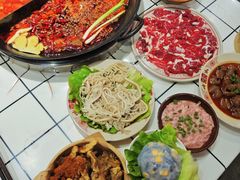 -扎起市井老火锅(乐山总店)