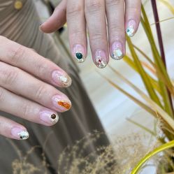 -初心纹眉洗眉·美睫专业店