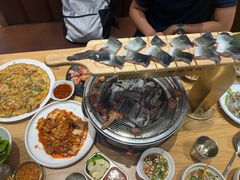 -青瓦餐厅·生鱼片·韩园烤肉(西塔店)