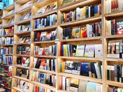 -猫的天空之城概念书店(杭州南宋御街店)