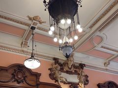 -Majestic Café
