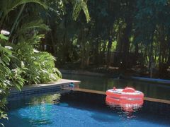 -三亚湾海居铂尔曼度假酒店