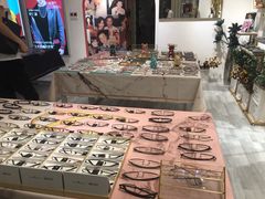 -肆兮眼镜·蔡司·徕卡战略合作店(大坪店)