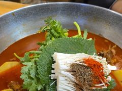 -喇喇排骨火锅·传统韩式脊骨汤(望京西园总店)