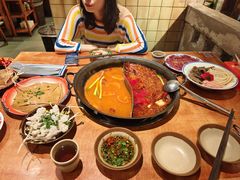 -周小明火锅(黑金冠社区店)