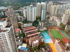 -广州中心皇冠假日酒店
