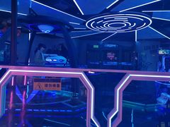 -世代星球·保龄球·镭战真人CS·团建(杨浦店)