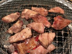 -山川小町·极番烧肉(新地假日广场店)