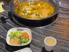 -老船舫·现做活鲜鱼馆(东郊记忆店)
