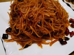 酸辣土豆丝-津菜宋记老房子(平山道店)