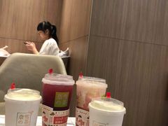 -奈雪的茶(湖滨银泰in77C区PRO店)
