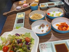 -明洞阿姨·韩式酱蟹烤肉·创意料理(三元桥店)