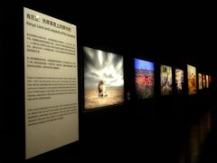 -罗红摄影艺术馆