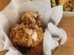 焦脆芝士烟肉土豆丸子-gaga(深圳京基KKMALL店)