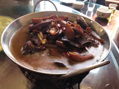 -鸿亨泰杂鱼馆(港馨家园店)