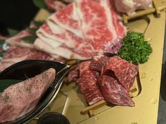 -铭牛烧肉·和牛海鲜自助(高新月牙湖店)