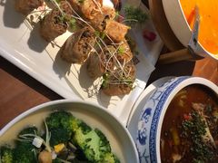 -渝半城经典川粤菜(重庆天地店)