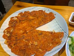 泡菜饼-唯成•韩国炭火烤肉 유성고기