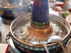 -毛辣果·贵州红酸汤牛肉火锅(西单店)