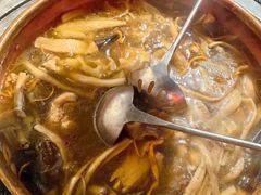 -阿山卓·野生菌火锅·纳西火塘烤肉