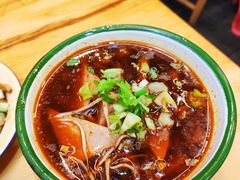 午餐肉-拈签一笑黄牛肉辣卤串串